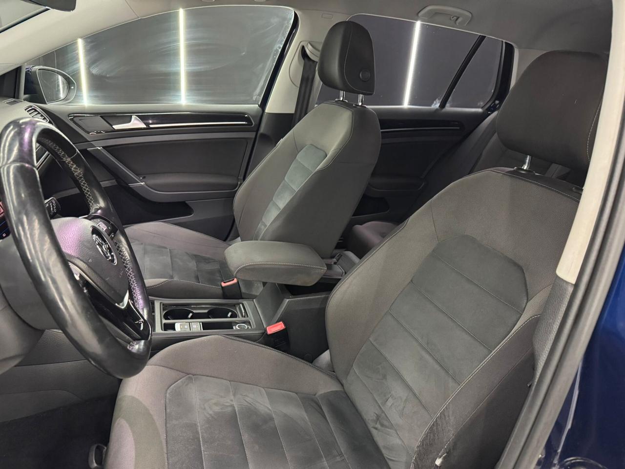 Volkswagen Golf Variant 2.0 TDI DSG Exclusive BlueMotion Technology