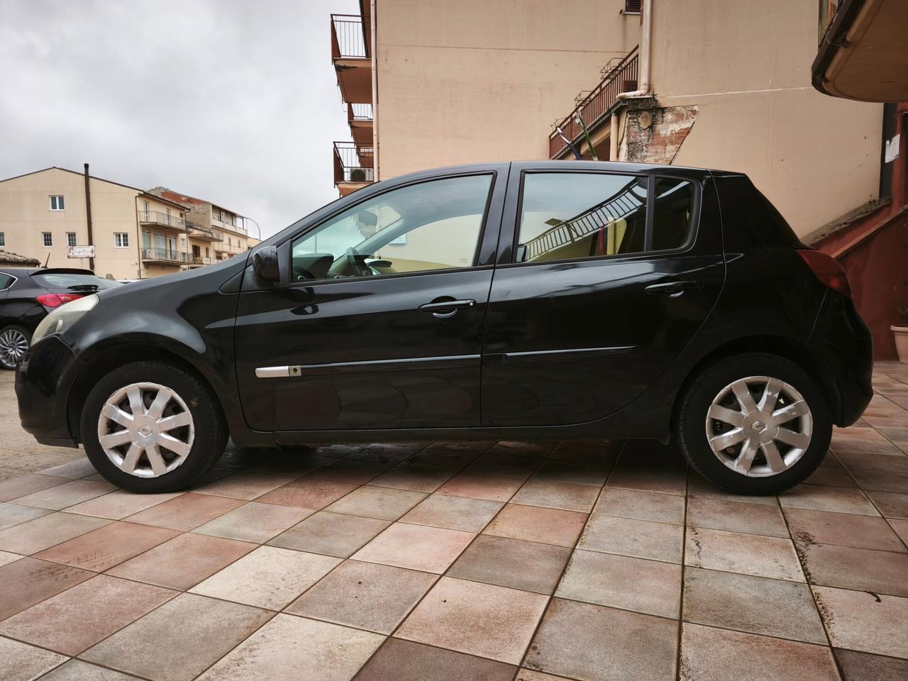 Renault Clio 1.5 dCi 75 CV 5 porte Dynamique