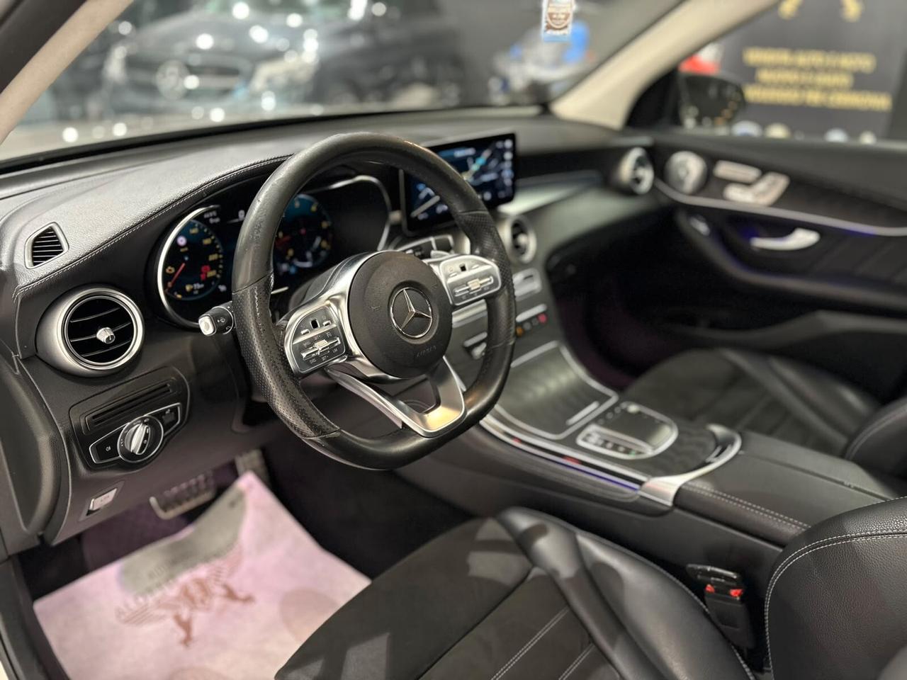 MERCEDES GLC 300 D 2.0 245 CV AMG Premium Plus TETTO APRIBILE