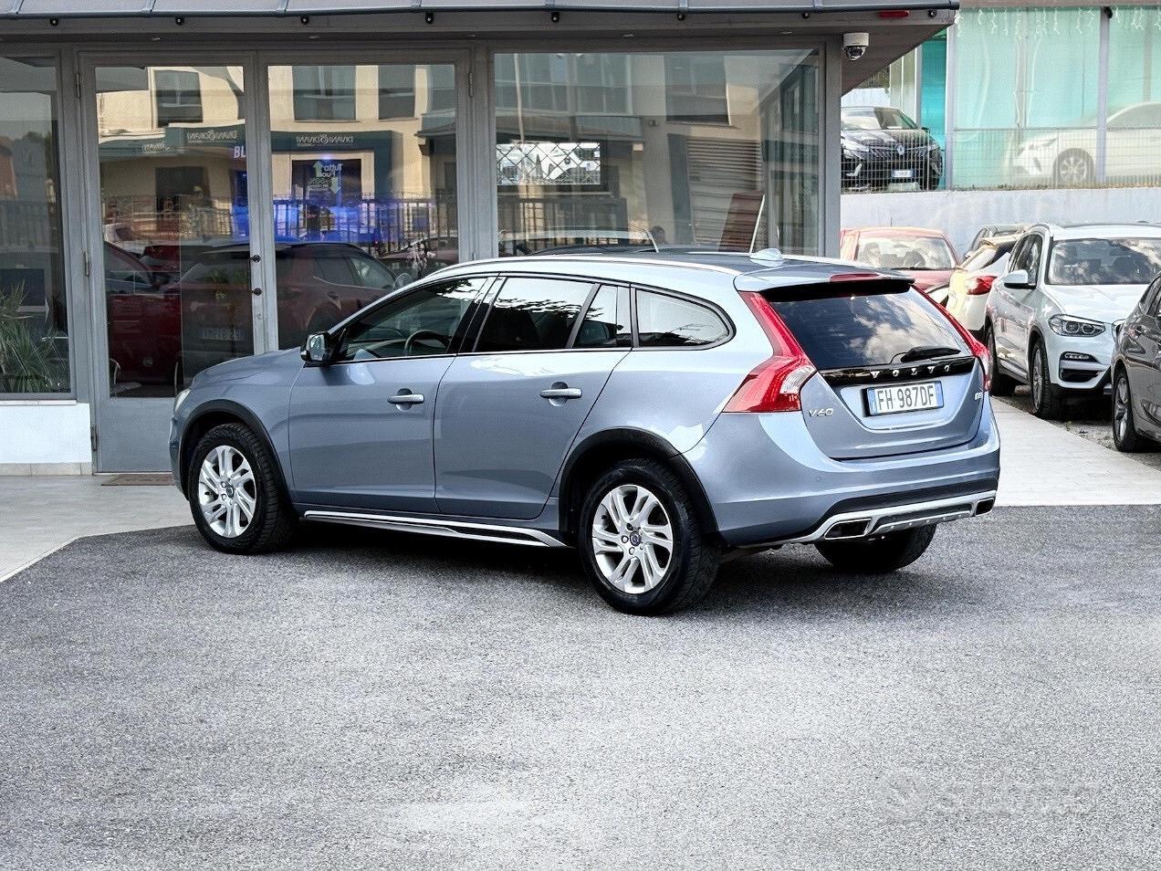 Volvo V60 Cross Country 2.0 Diesel 150CV E6 - 2017