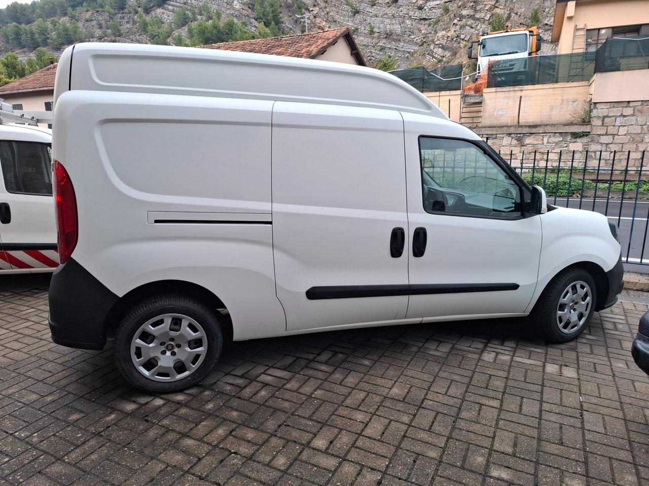 Fiat DOBLO PL-TA MAXI XL 1.6 3 POSTI