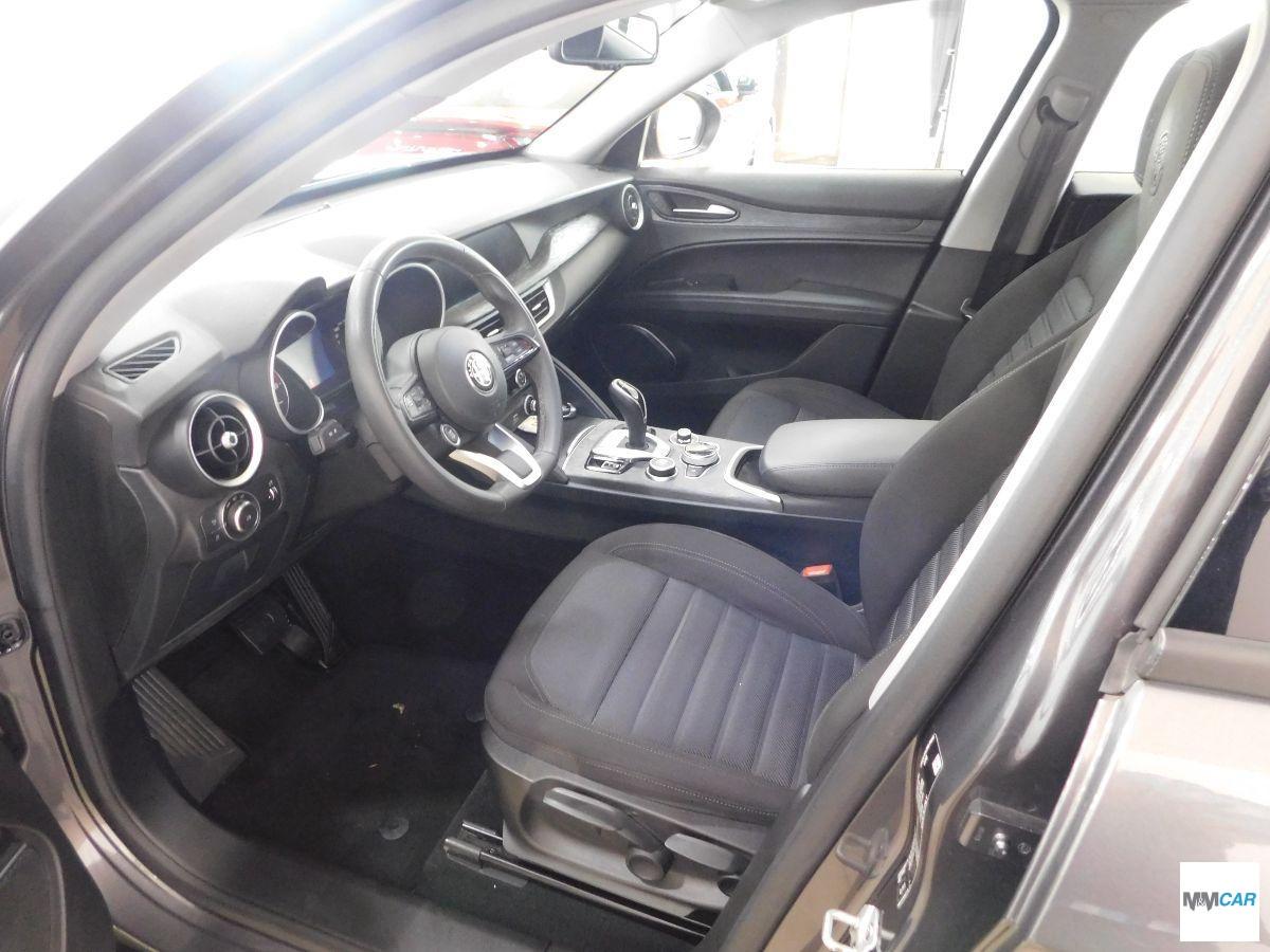 ALFA ROMEO - Stelvio - 2.2 T.diesel 160CV AT8 RWD Bus.