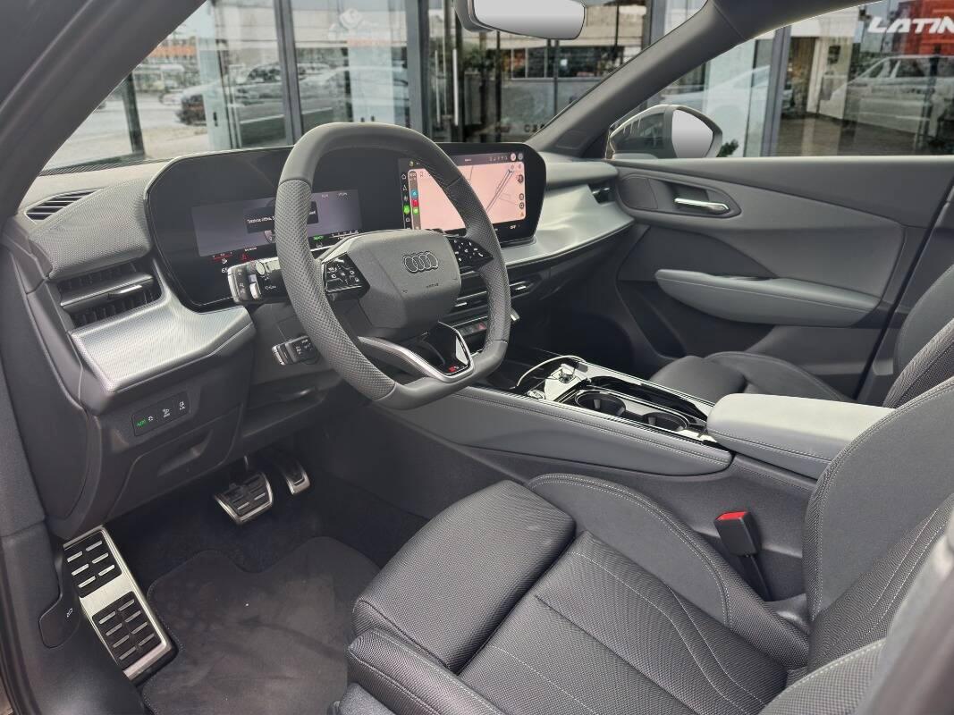 Audi Q3 Sportback 2.0 TDi S line 150cv s-tronic, Telecam e CarPlay