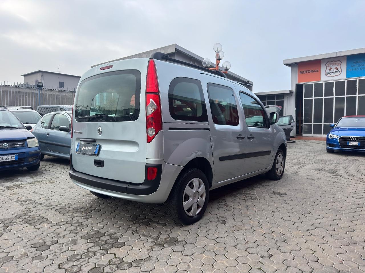 Renault Kangoo ADATTA A NEOPATENTATI 1.6 105CV 5 porte Benzina/GPL Dynamique