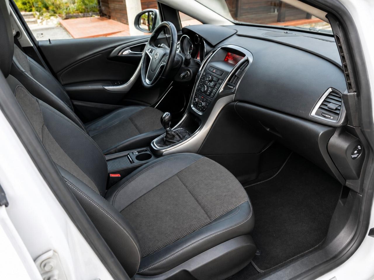 Opel Astra 1.7 CDTI 125CV 5 porte Cosmo