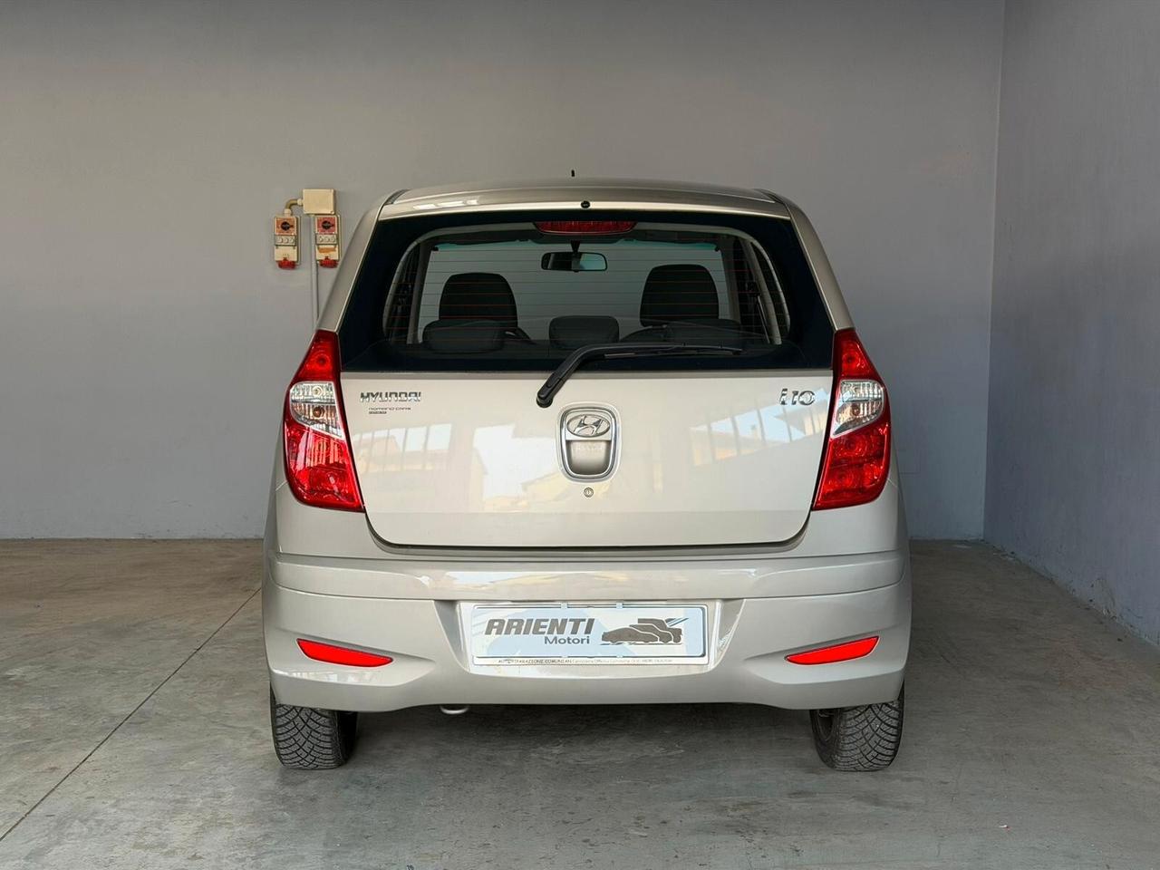 Hyundai i10 1.1cc LIKE 69cv - 24.000 KM REALI!
