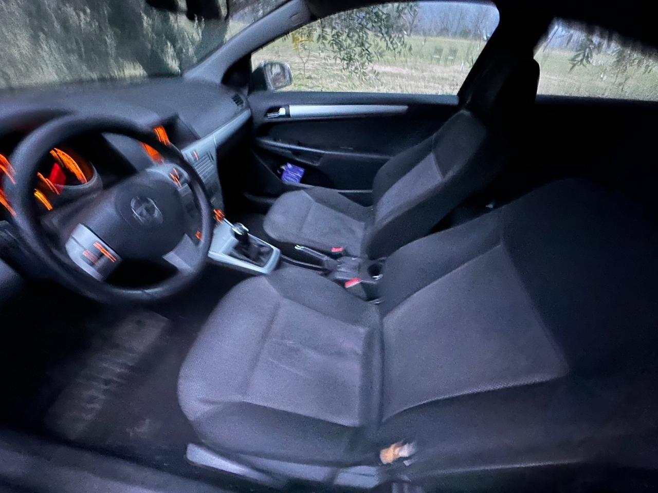 Opel Astra GTC 1.7 CDTI 110CV 3 porte Cosmo 2009