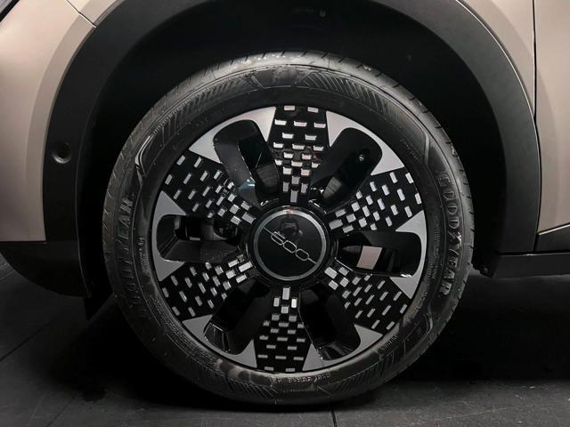 FIAT 600 Hybrid 110 CV DCT MHEV La Prima