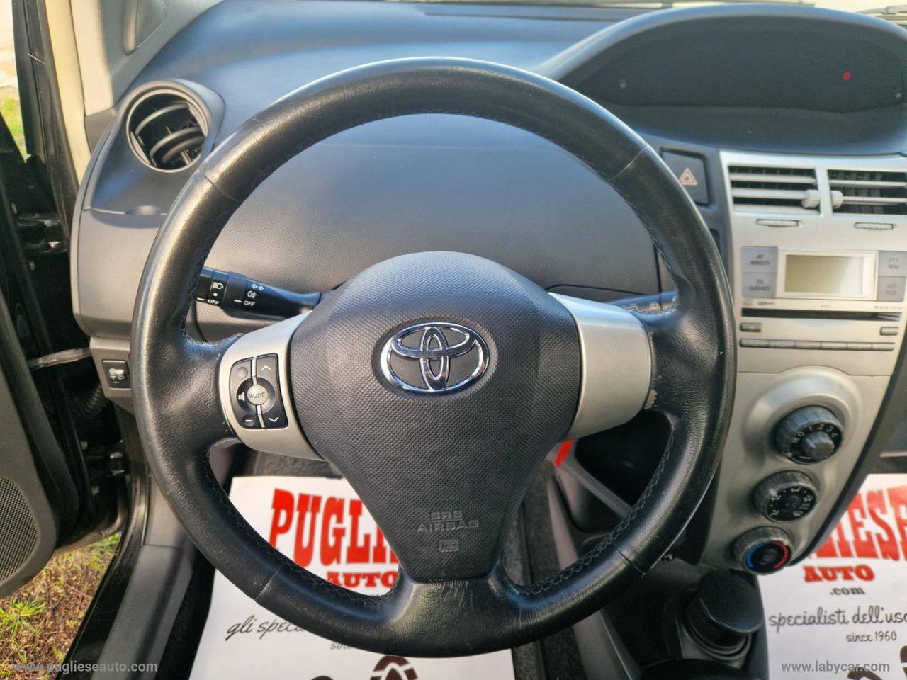 TOYOTA Yaris 1.0 5p.