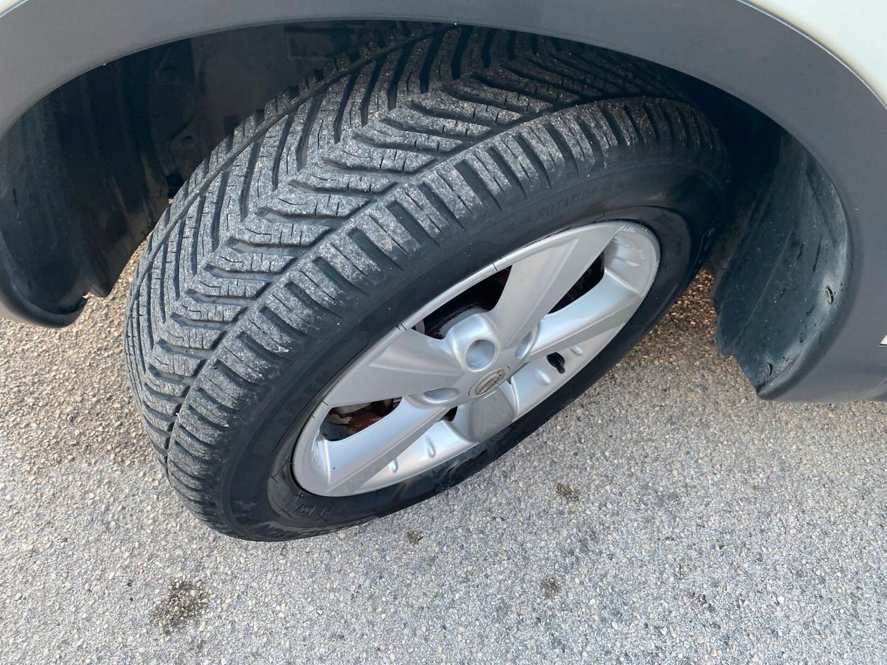 Nissan Qashqai 1.5 dCi Acenta 105cv full opt tetto 2010