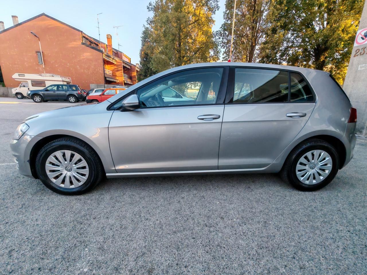 Volkswagen Golf 1.6 TDI 90 CV 5p. Trendline BlueMotion Technology