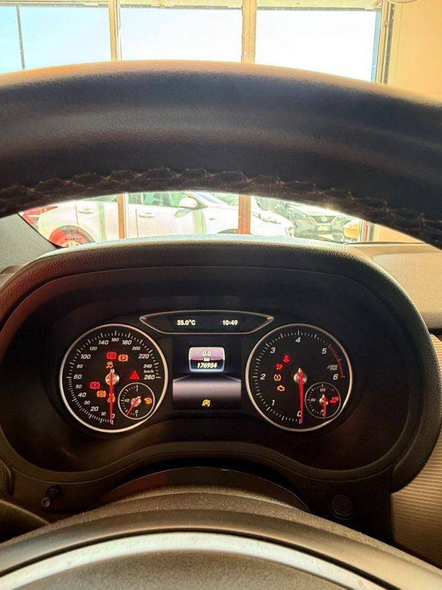 MERCEDES-BENZ B 180 d Executive