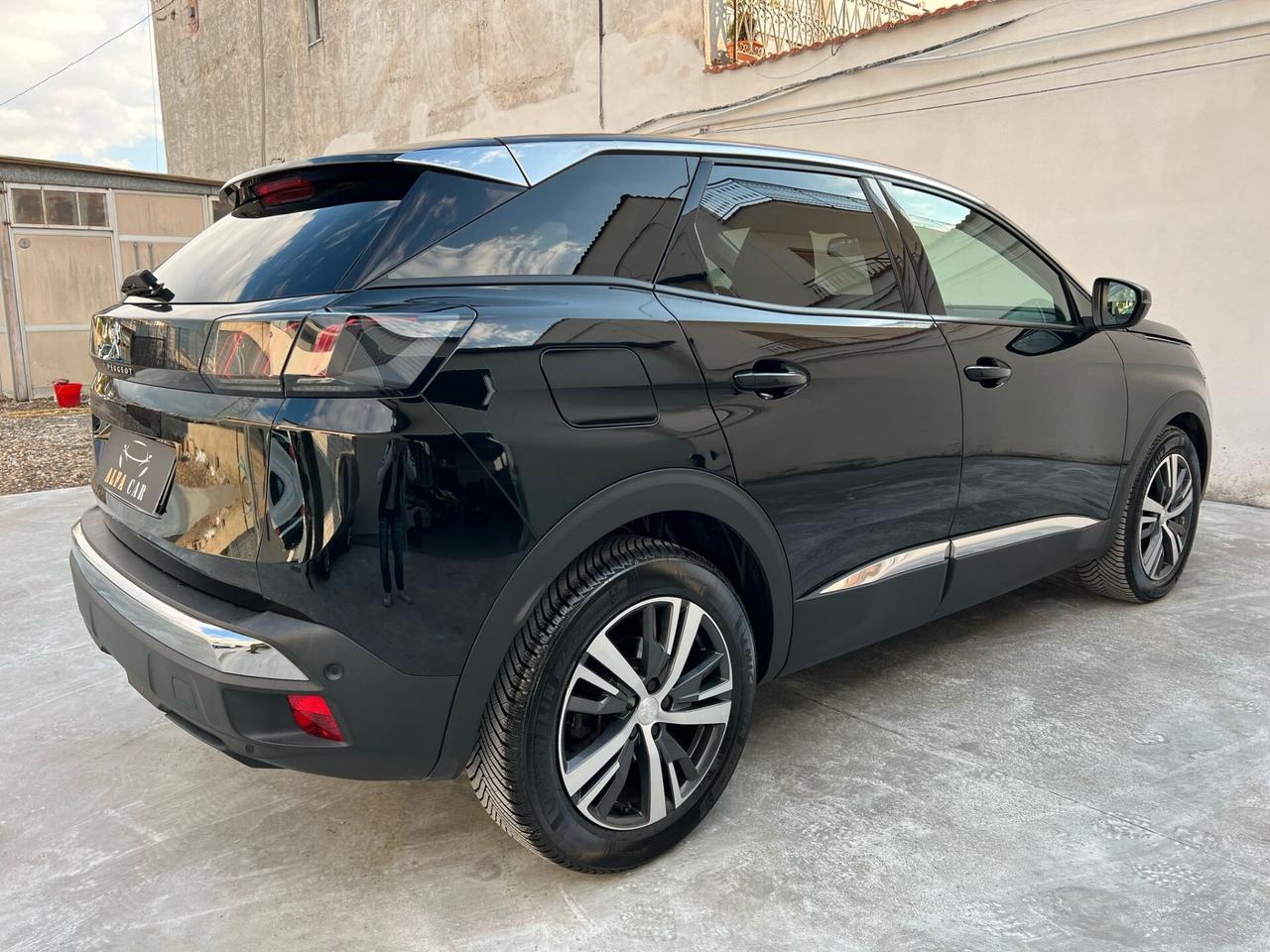 PEUGEOT 3008 1.5 BLUEHDI 130CV 2023!!! ALLURE!!!