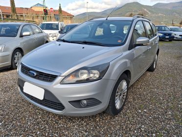 Ford Focus 2.0 (145CV) 5p. Bz.- GPL . Titanium.