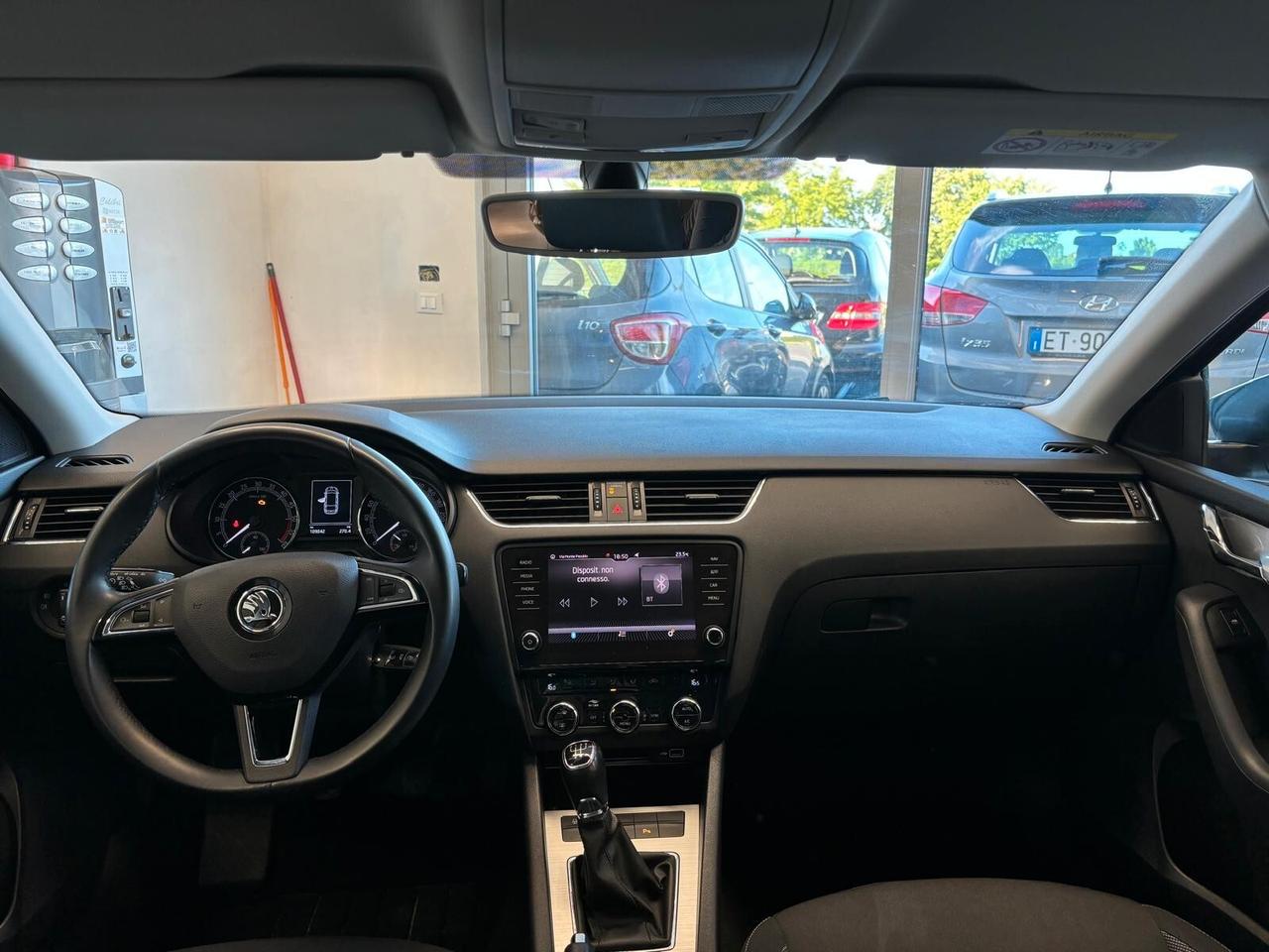 Skoda Octavia 1.6 TDI 115 CV Wagon Executive anno 2020!