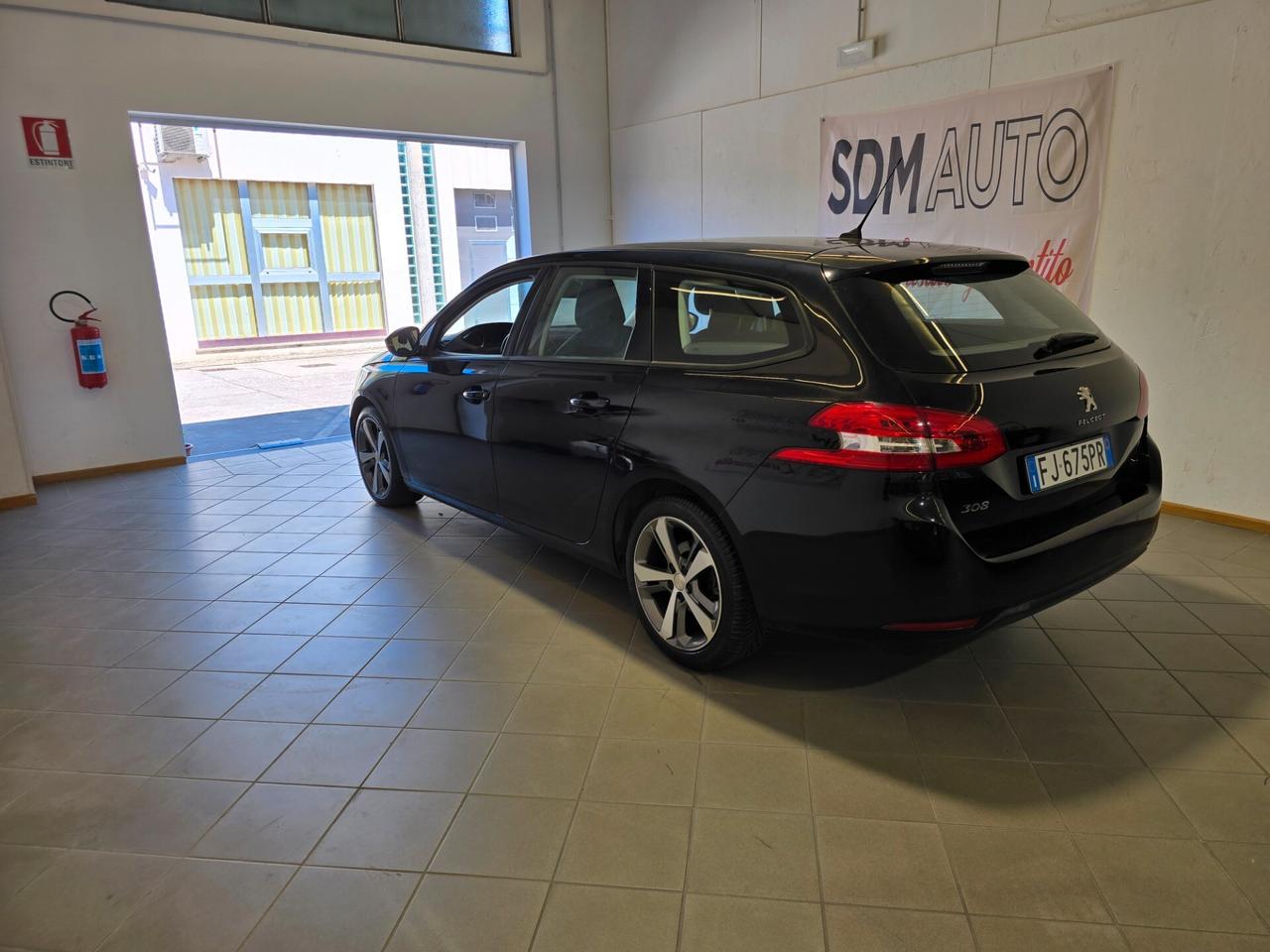 Peugeot 308 BlueHDi 120 S&S SW Active