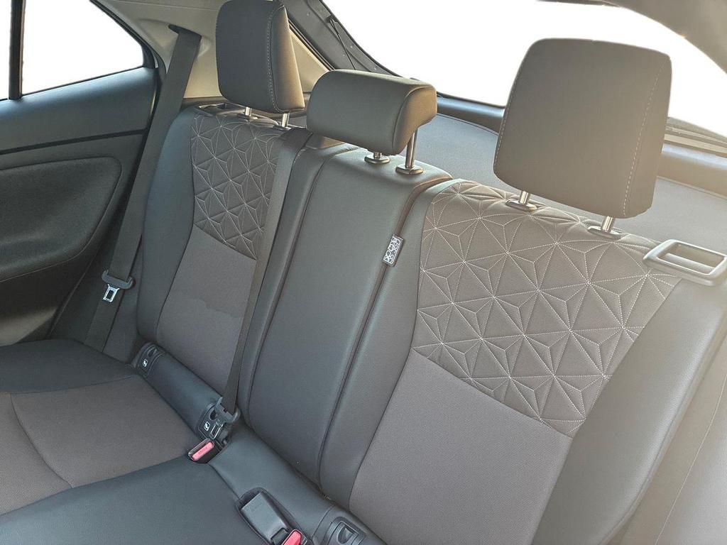 Toyota Yaris Cross 1.5h Lounge fwd 116cv e-cvt