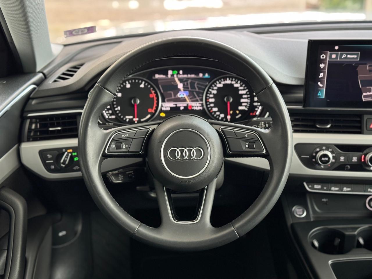 Audi A4 35 TDI/163 CV S tronic line edition