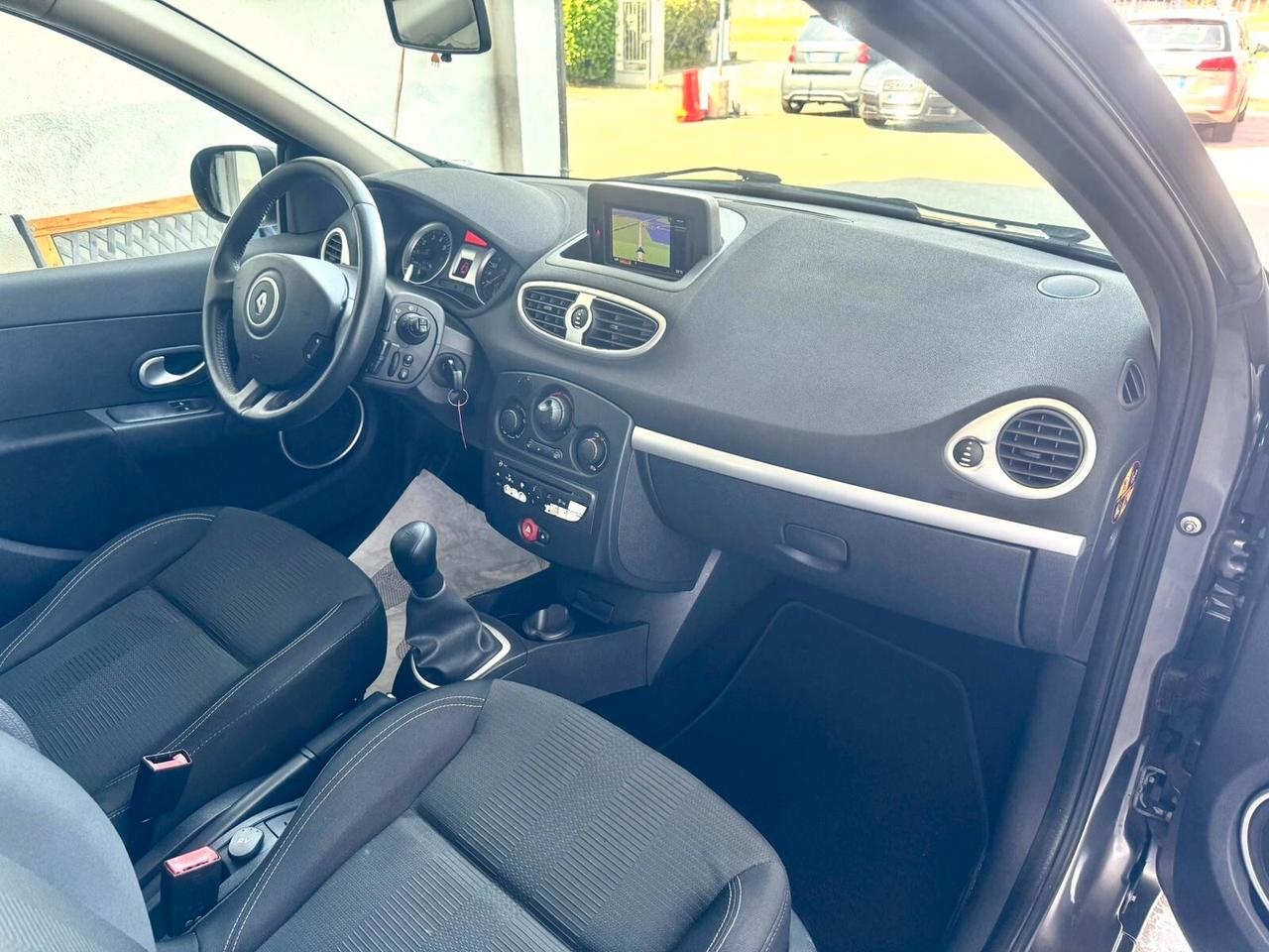 Renault Clio 1.2 16V 5 porte Dynamique