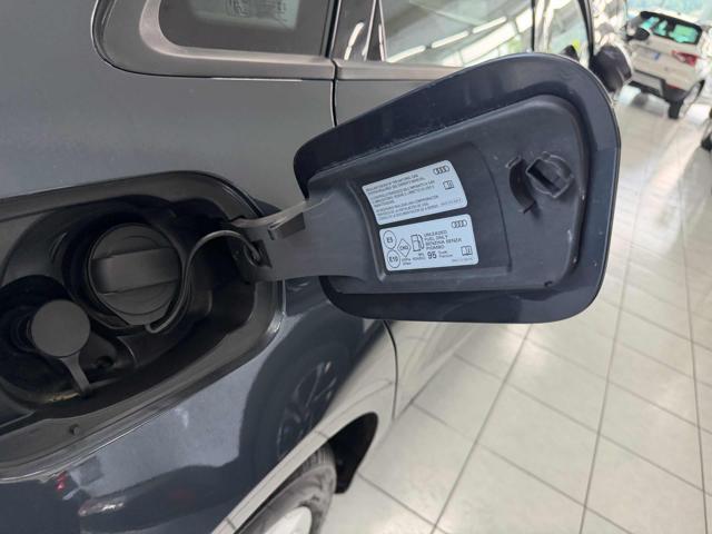 AUDI A3 SPB 30 g-tron S tronic Business