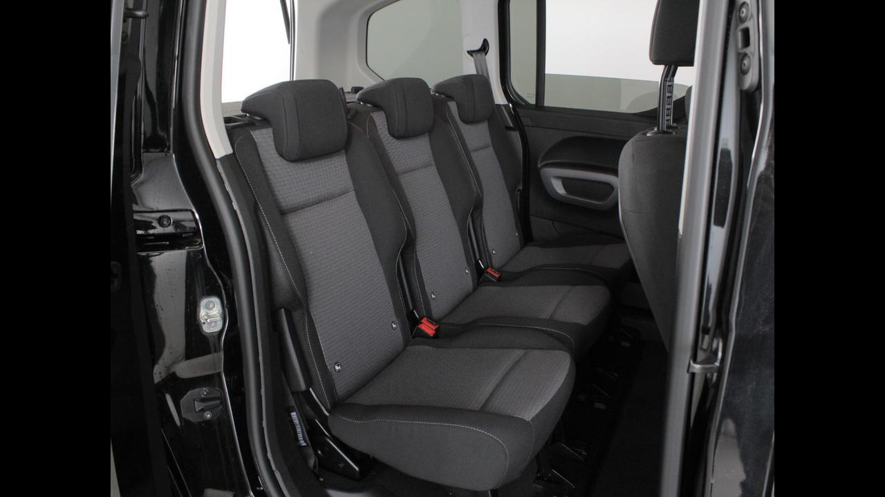 TOYOTA PCITY V. L1 1.5D 100M EXE MC24