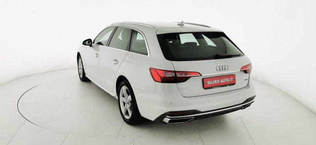 AUDI A4 Avant 40 TDI quattro S tronic Business Advanced