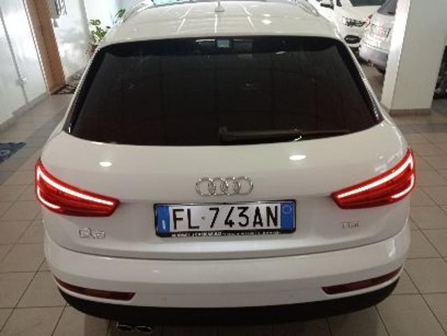 AUDI Q3 2.0 TDI 150 CV Business