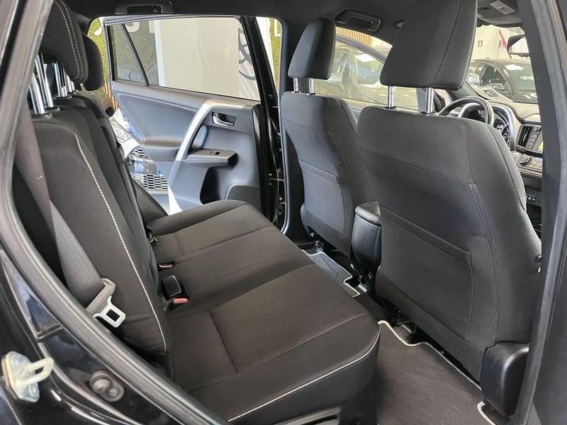Toyota RAV4 2.5 Hybrid 2WD Dynamic+