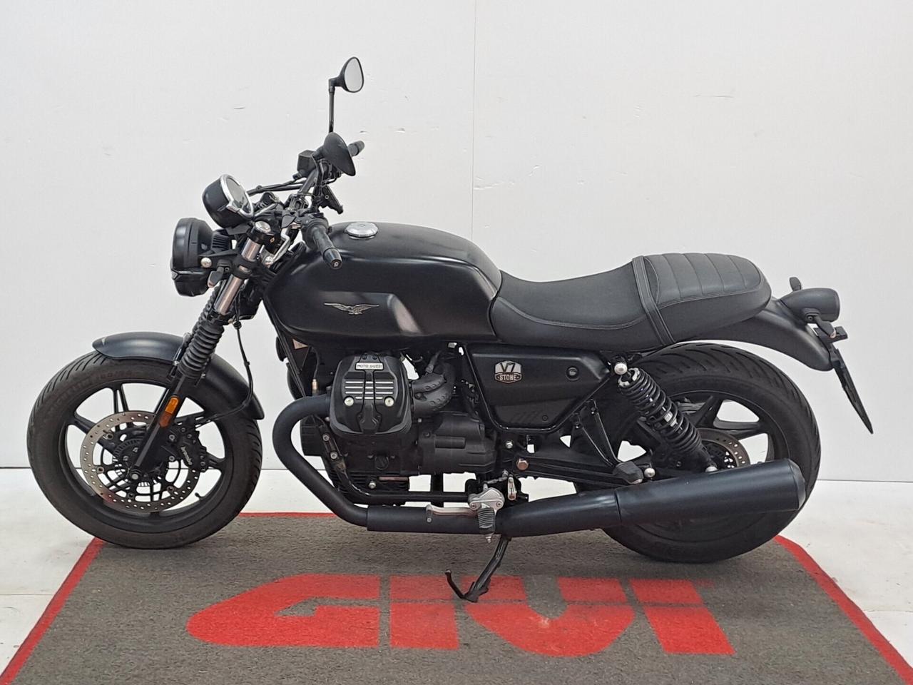 Moto Guzzi V7 Stone DA 65 € AL MESE – SENZA ANTICIPO