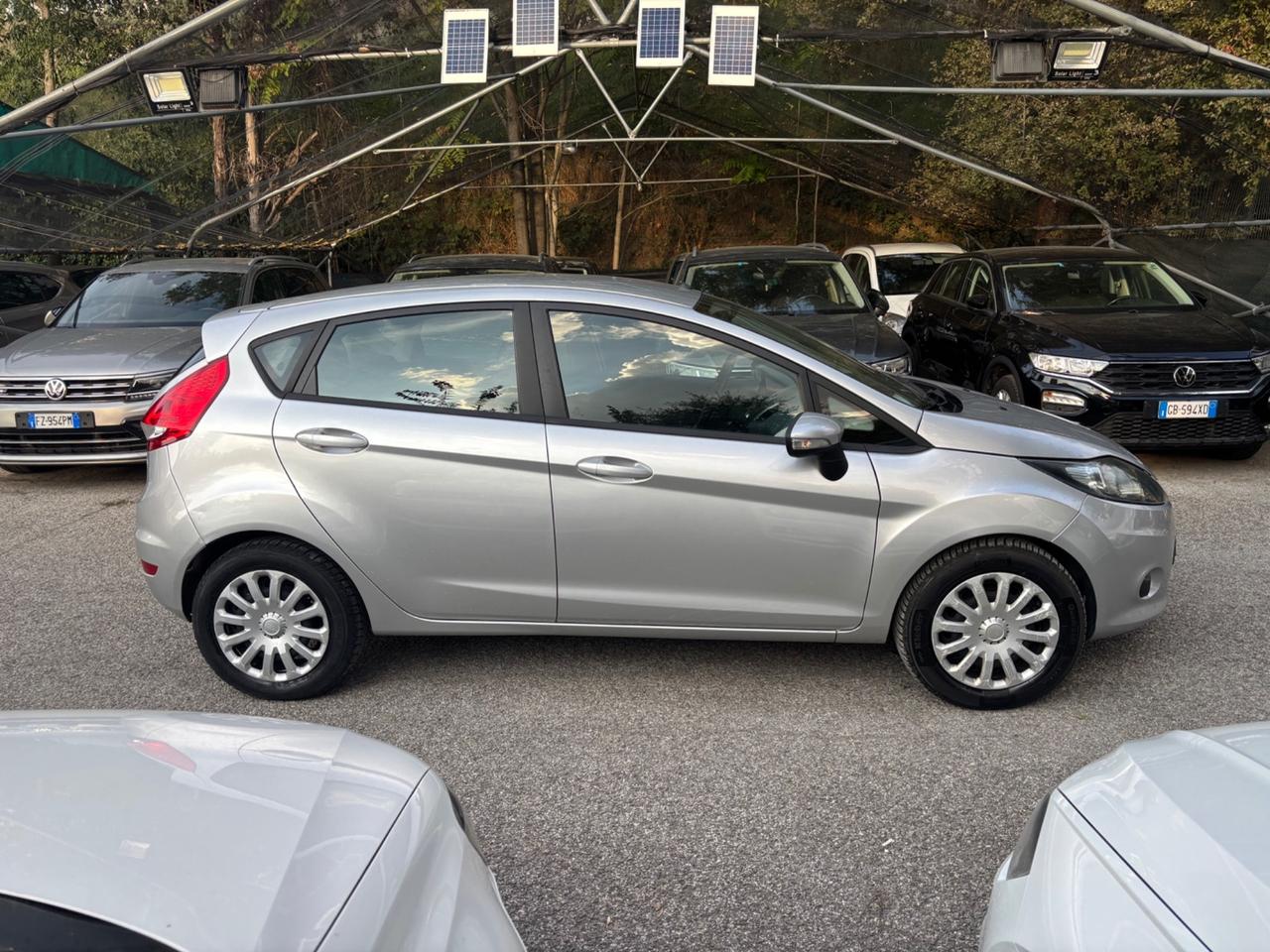 Ford Fiesta 1.4 5 porte GPL Titanium OK Neopatentati