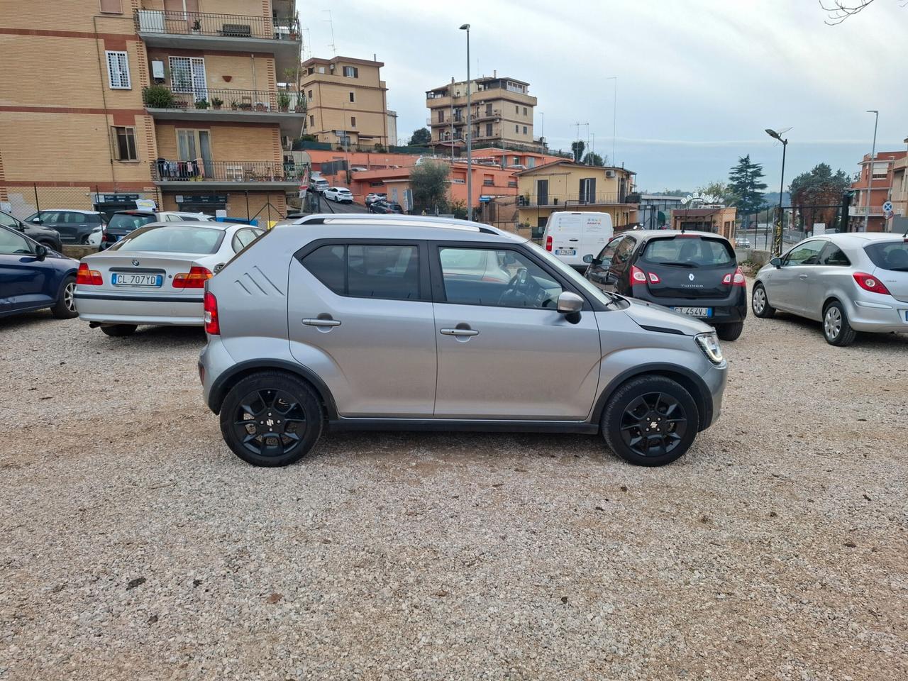 Suzuki Ignis 1.2 Hybrid Top