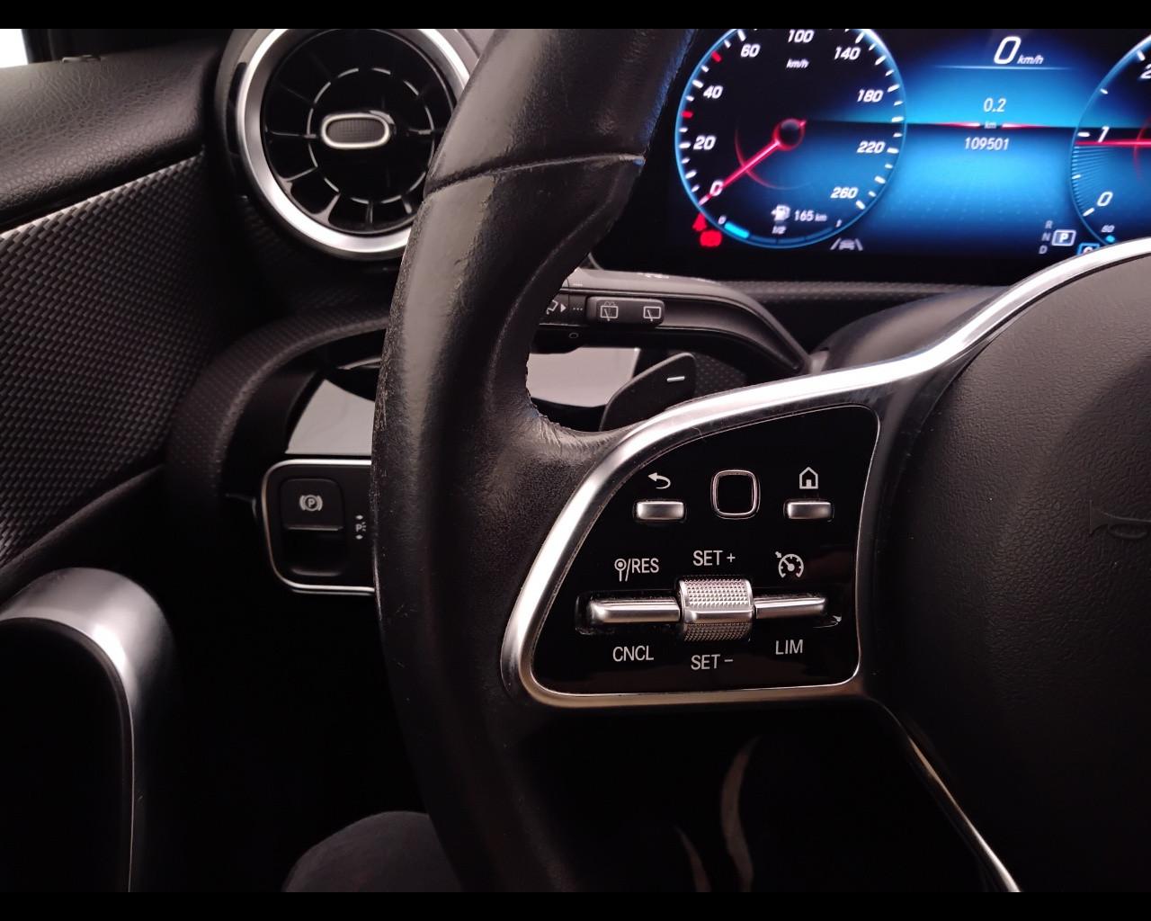 Mercedes-Benz Classe A - W177 2018 - A 180 d Sport Extra auto