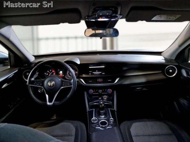 ALFA ROMEO Stelvio 2.2 t Business Q4 180cv AT8 auto - FN872TT