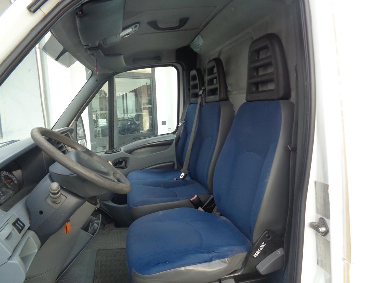 Iveco Daily 35C10 2.3 Hpi Cabinato