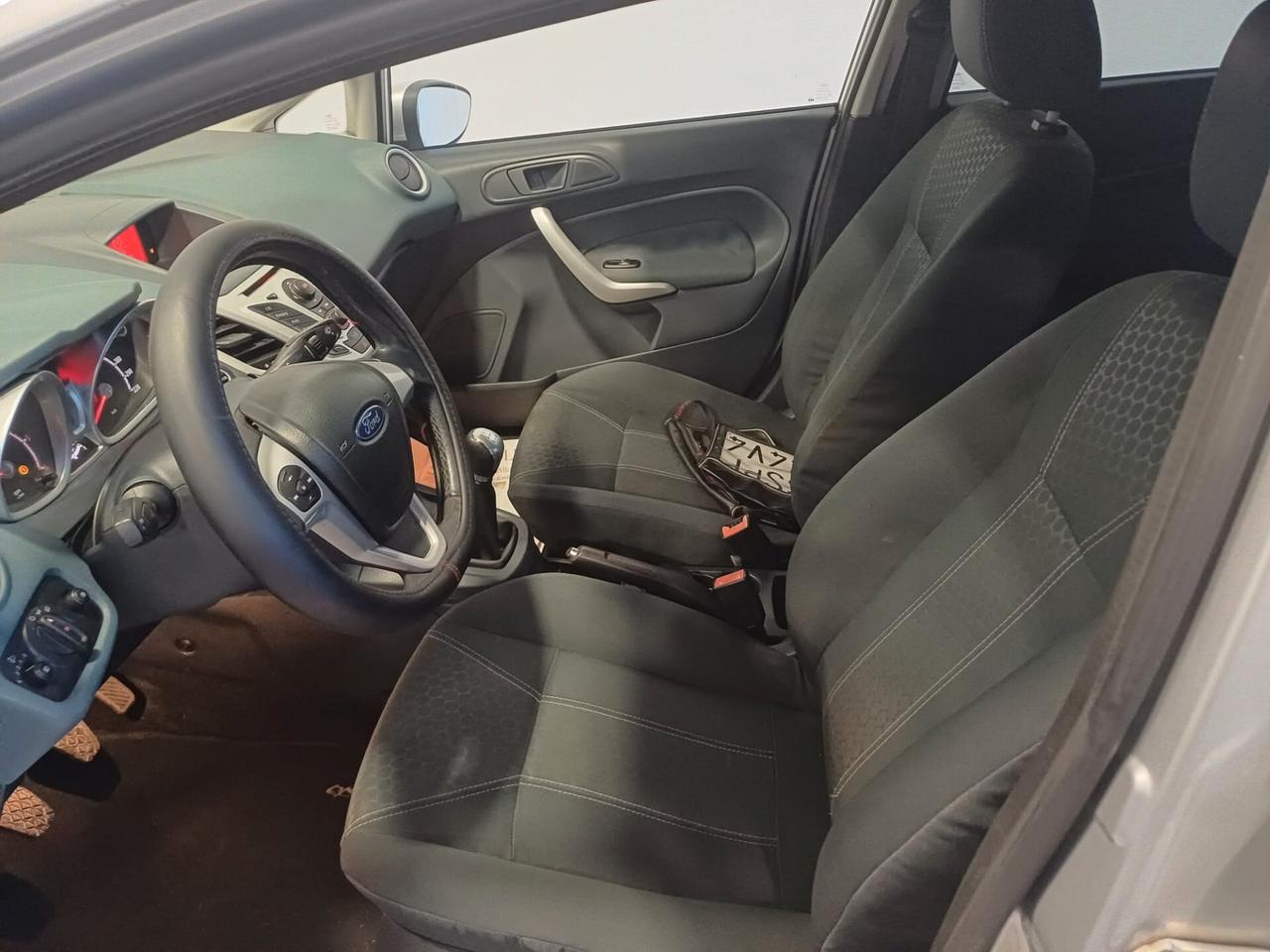 Ford Fiesta 1.6 TDCi 95CV 5 porte Titanium