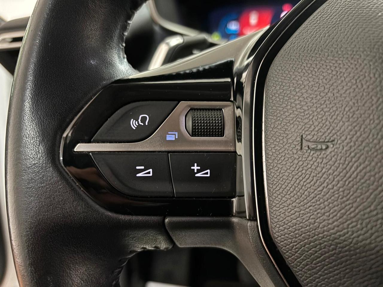 PEUGEOT 2008 2021 1.5 DIESEL ALLURE PACK