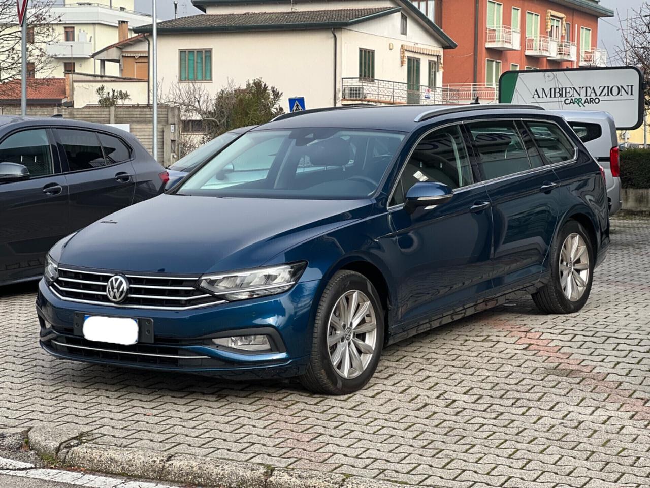 Volkswagen Passat 8ª 2.0 TDI SCR EVO DSG Business