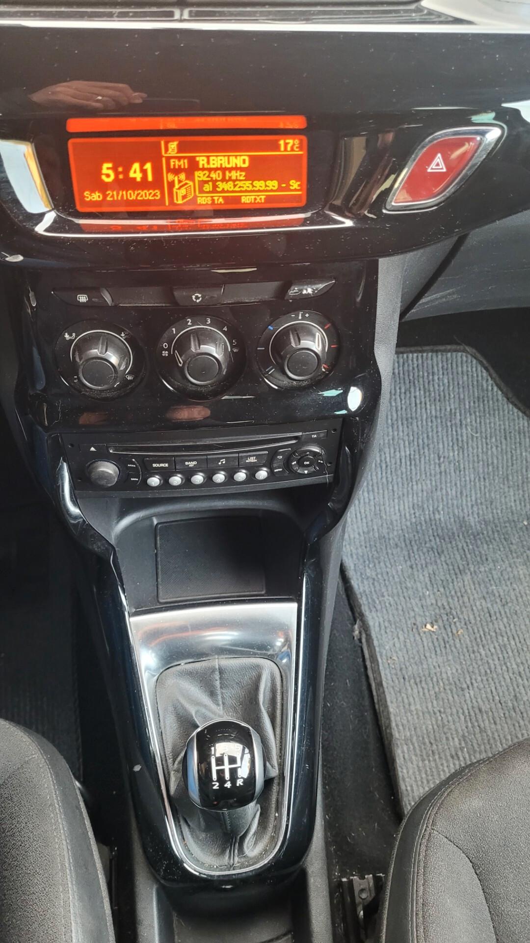 Citroen DS3 Cabrio 1.2 .. adatta ai neopatentati..