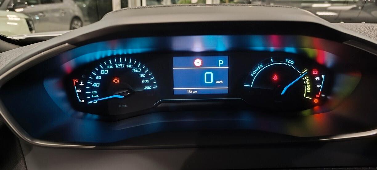 Peugeot 2008 Hybrid 145 e-DCS6 Style