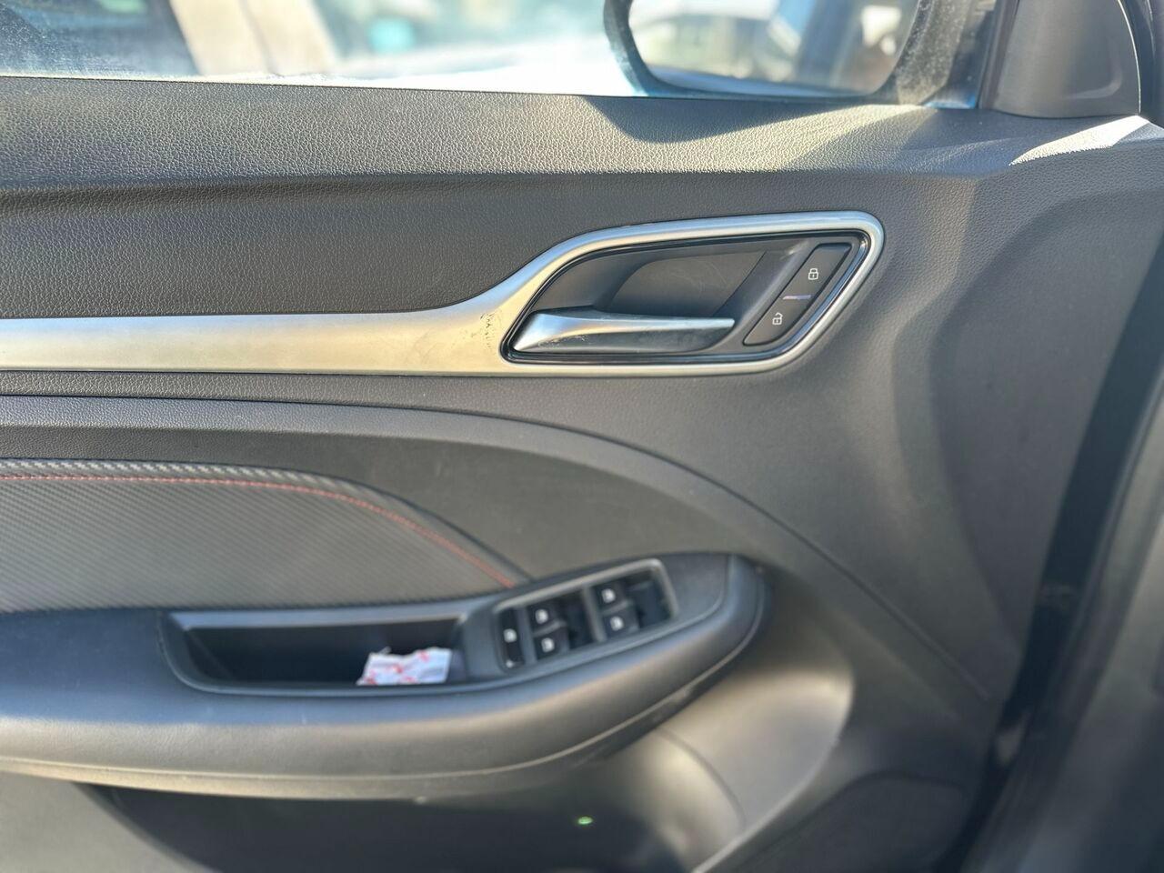 MG ZS 2021 - ZS 1.0 Luxury