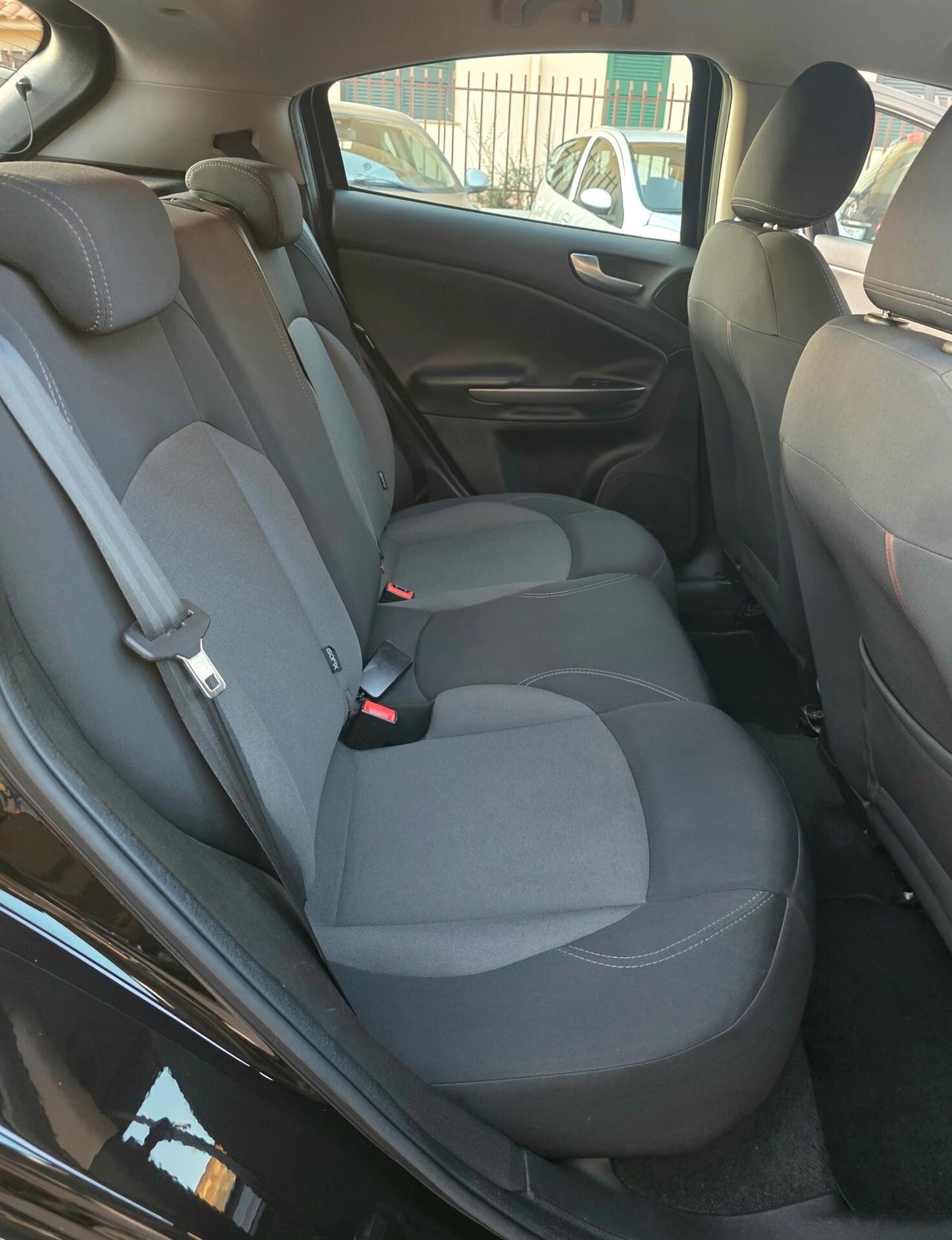 Alfa Romeo Giulietta 1.6 JTDm-2 120 CV Distinctive