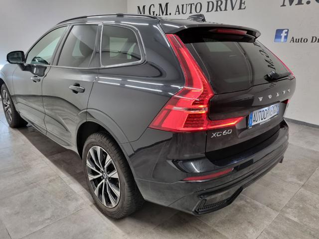VOLVO XC60 B4 automatico Plus Dark