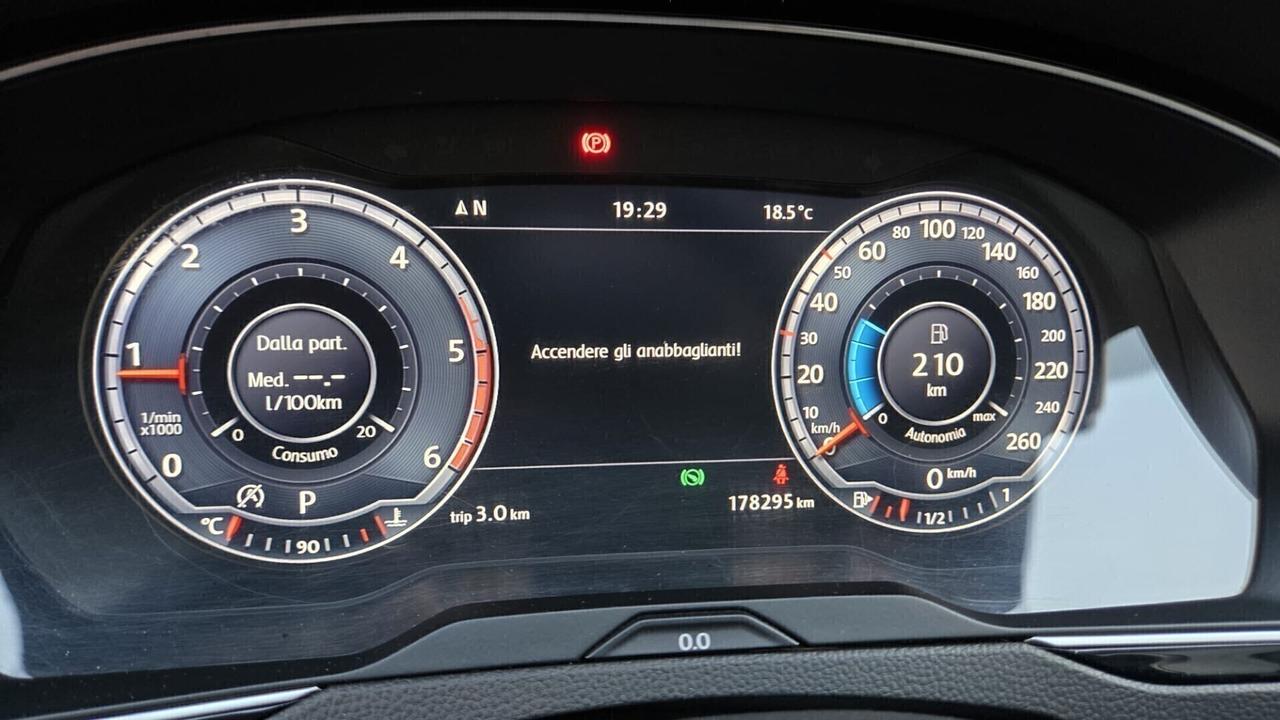 Volkswagen Passat Volkswagen Passat 240cv 2.0 TDI