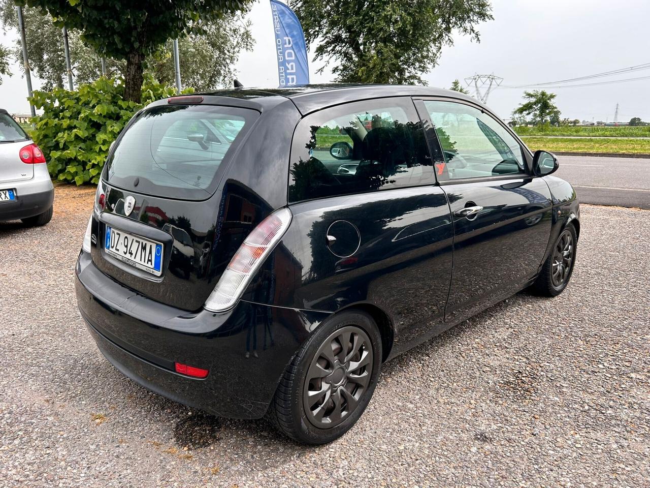 Lancia Ypsilon 1.2 Argento