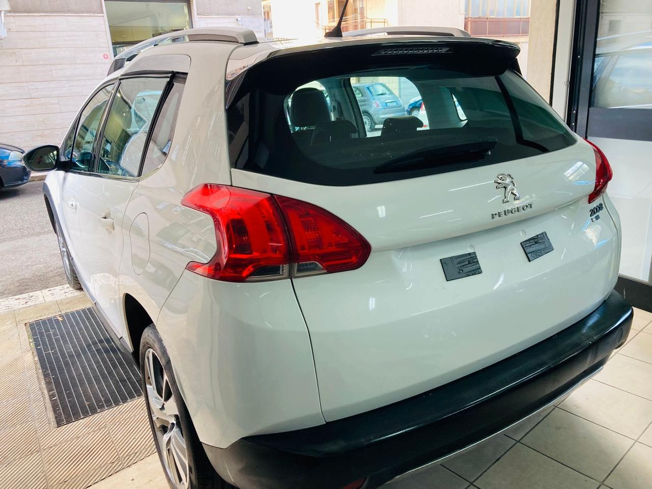 Peugeot 2008 1.6 e-HDi - PERFETTA - 2014