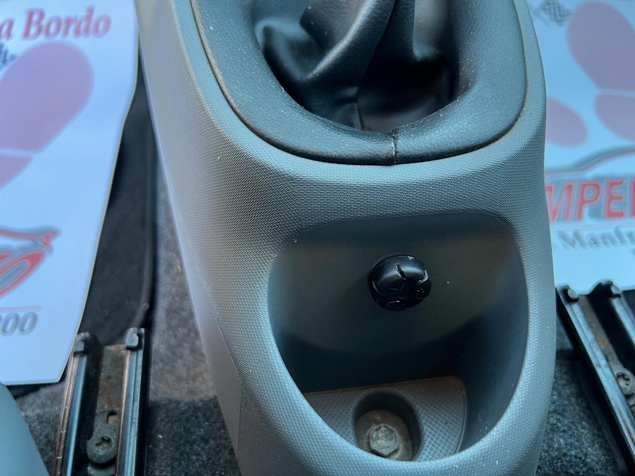 Toyota Aygo 1.0 CONNECT 1 PROPRIETARIO