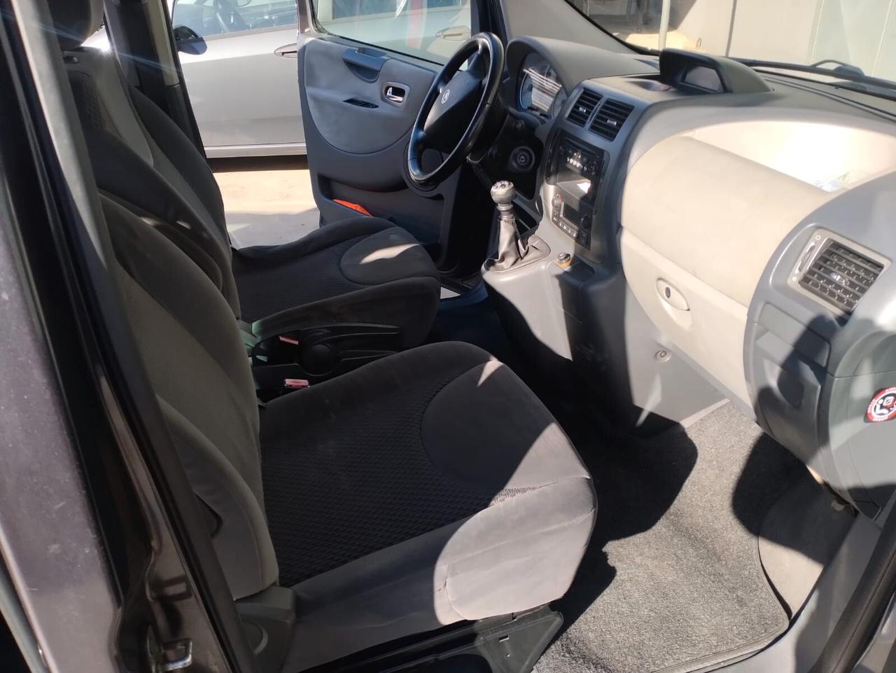 Fiat Scudo 2.0 MJT Panorama 9 Posti