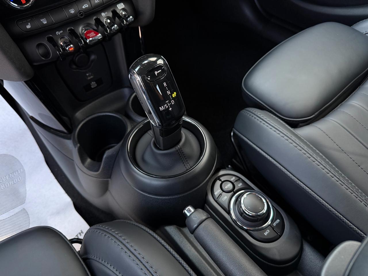 Mini 1.5 Cooper Yours Trim
