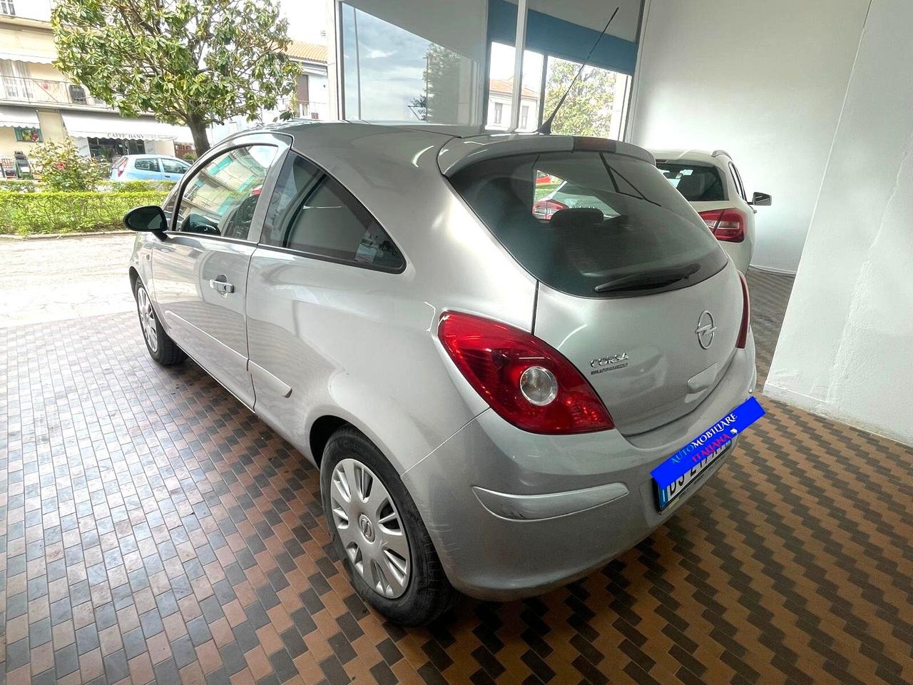 Opel Corsa 1.0 12V 3 porte