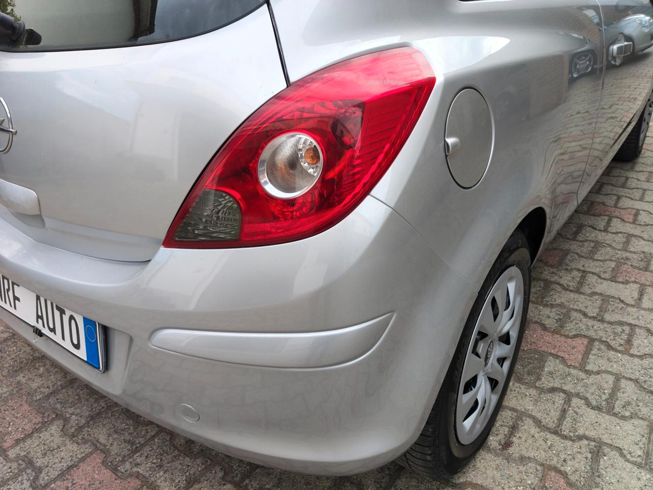 Opel Corsa 1.0 12V 5 porte Club